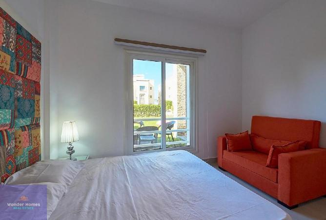 8303558 - Property Image 2