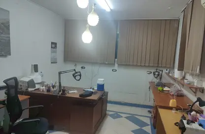 Apartment - 2 Bedrooms - 1 Bathroom for sale in Nakhla El Motei St. - Triumph Square - El Nozha - Cairo