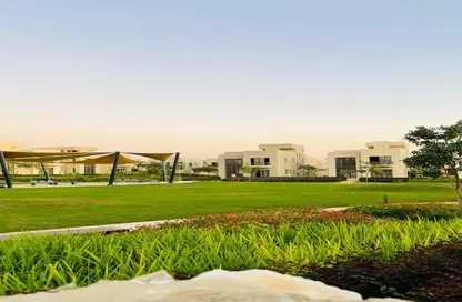 تاون هاوس - 3 غرف نوم - 3 حمامات للبيع في 6 ويست - بيفرلي هيلز - كمبوندات الشيخ زايد - الشيخ زايد - الجيزة