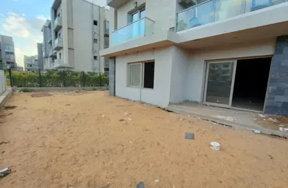 Apartment - 3 Bedrooms - 3 Bathrooms for sale in Galleria Residences - South Investors Area - New Cairo City - Cairo