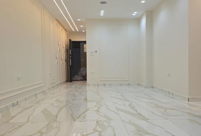 8330198 - Property Image 3