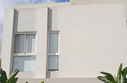 Villa - 4 Bedrooms - 2 Bathrooms for sale in Cairo Gate - Sheikh Zayed Compounds - Sheikh Zayed City - Giza