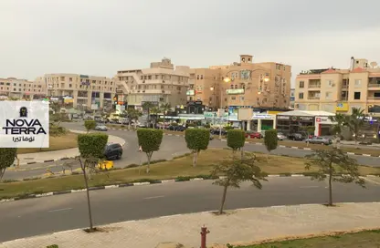 شقة - 3 غرف نوم - 3 حمامات للبيع في طريق بيفرلي هيلز - الحي السابع عشر - الشيخ زايد - الجيزة