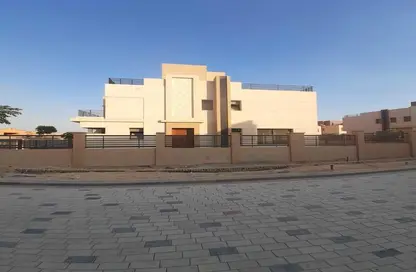 Villa - 4 Bedrooms - 4 Bathrooms for sale in Alma - 2nd District - Sheikh Zayed City - Giza