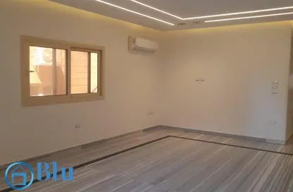 شقة - 3 غرف نوم - 3 حمامات للايجار في غرب الجولف - كمبوندات القطامية - القطامية - مدينة القاهرة الجديدة - القاهرة