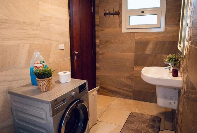 8325680 - Property Image 3