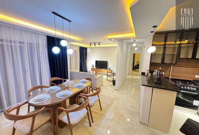 8245395 - Property Image 2