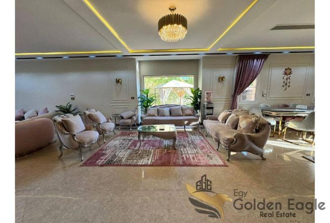 8021721 - Property Image 2