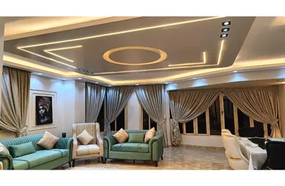 Apartment - 3 Bedrooms - 2 Bathrooms for rent in Dr Hassan Al Sherif St. - 8th Zone - Nasr City - Cairo