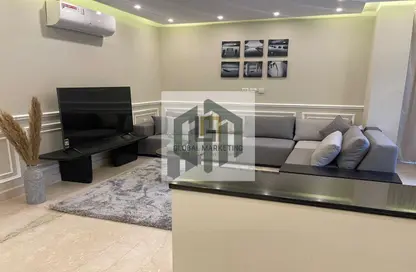 Apartment - 2 Bedrooms - 2 Bathrooms for rent in Lake View Residence - 5th Settlement Compounds - The 5th Settlement - New Cairo City - Cairo