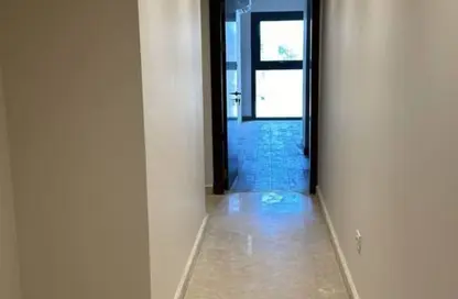 Apartment - 3 Bedrooms - 3 Bathrooms for sale in Village West - Sheikh Zayed Compounds - Sheikh Zayed City - Giza Apartment - 3 Bedrooms - 3 Bathrooms for sale in Village West - Sheikh Zayed Compounds - Sheikh Zayed City - Giza