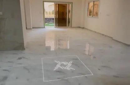 Apartment - 3 Bedrooms - 3 Bathrooms for sale in 16th District - Sheikh Zayed City - Giza