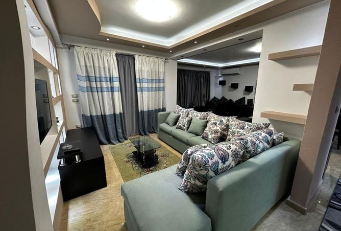 8563942 - Property Image 2