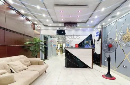 شقة - 3 غرف نوم - 2 حمامات للبيع في شارع إسكندر إبراهيم - ميامي - حي اول المنتزة - الاسكندرية