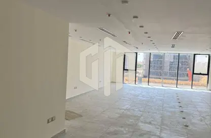 Office Space - Studio - 2 Bathrooms for rent in Mountain View Hyde Park - 5th Settlement Compounds - The 5th Settlement - New Cairo City - Cairo