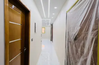 شقة - 2 غرف نوم - 2 حمامات للبيع في البوابة الرابعة القديمة - حورس - حدائق الاهرام - الجيزة