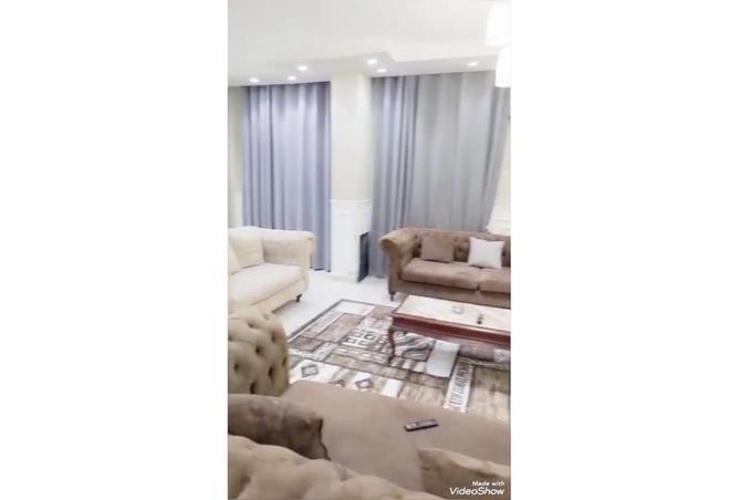 8060443 - Property Image 3
