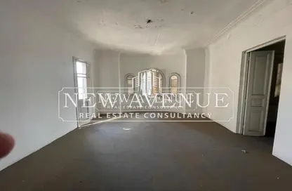 Villa - Studio - 7 Bathrooms for rent in Ehsan Abd El Kodos St. - Roxy - Heliopolis - Masr El Gedida - Cairo