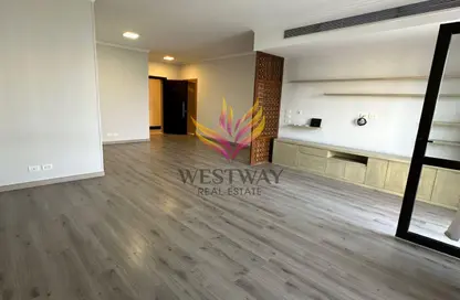 شقة - 2 غرف نوم - 3 حمامات للايجار في ذا كورت ياردز - كمبوندات الشيخ زايد - الشيخ زايد - الجيزة