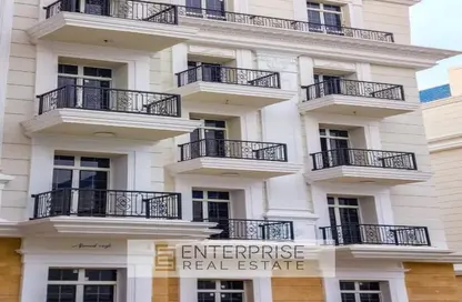 Apartment - 1 Bedroom - 2 Bathrooms for sale in Latin District - New Alamein City - North Coast