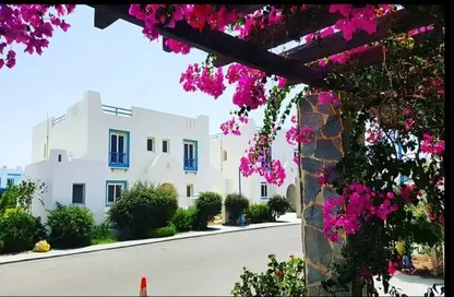 Chalet - 3 Bedrooms - 3 Bathrooms for sale in Mountain View - Ras Al Hekma - North Coast