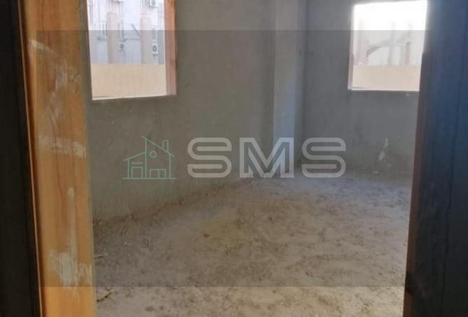 8240007 - Property Image 3