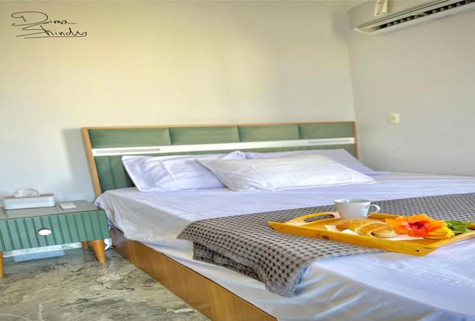 8243052 - Property Image 2