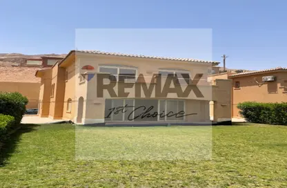 فيلا - 4 غرف نوم - 4 حمامات للبيع في تلال السخنة - العين السخنة - السويس