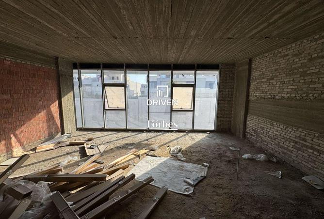 8200245 - Property Image 3