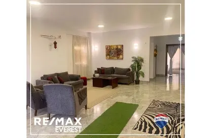 Apartment - 2 Bedrooms - 3 Bathrooms for rent in 8th District - Sheikh Zayed City - Giza