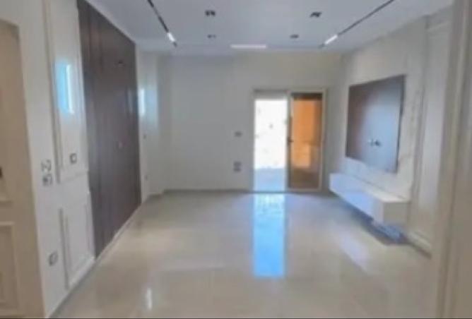 8298303 - Property Image 2