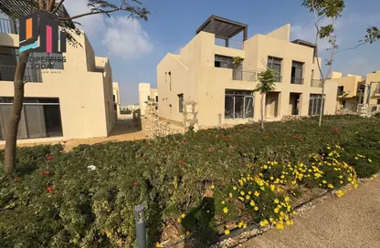 Villa - 6 Bedrooms - 7 Bathrooms for sale in O West - 6 October Compounds - 6 October City - Giza