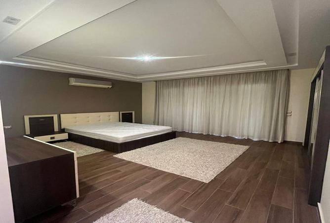 8248530 - Property Image 2