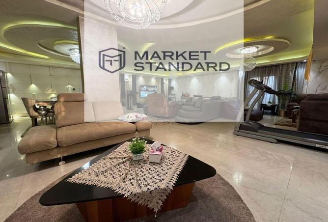 8081143 - Property Main Image