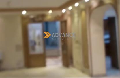 Apartment - 5 Bedrooms - 3 Bathrooms for rent in Al Batal Ahmed Abd El Aziz St. - Mohandessin - Giza