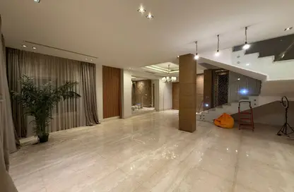 Townhouse - 3 Bedrooms - 5 Bathrooms for rent in Zayed Dunes Complex - 6th District - Sheikh Zayed City - Giza