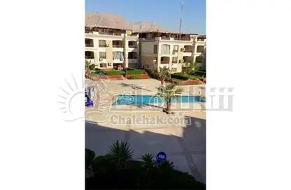 Chalet - 2 Bedrooms - 1 Bathroom for sale in Dolphin Beach - Al Ain Al Sokhna - Suez