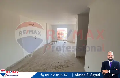 شقة - 4 غرف نوم - 3 حمامات للبيع في في صوارى - ووترفرونت - صوارى - كمبوندات الاسكندرية - الاسكندرية