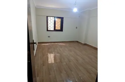 Apartment - 3 Bedrooms - 2 Bathrooms for rent in Zahraa Al Maadi St. - Degla - Hay El Maadi - Cairo