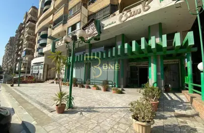 Shop - Studio - 2 Bathrooms for rent in Abou Dawoud Al Zahery St. - 6th Zone - Nasr City - Cairo