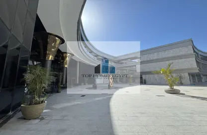 Shop - Studio - 1 Bathroom for rent in Suez Road - New Cairo City - Cairo