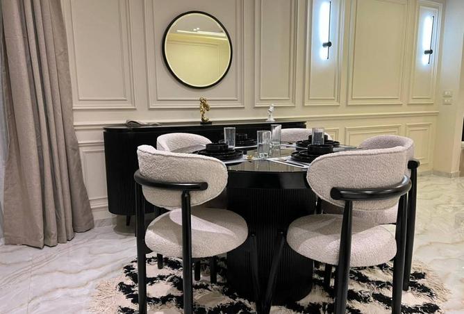 8242084 - Property Image 2