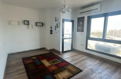 Office Space - Studio - 2 Bathrooms for rent in Maadi - Hay El Maadi - Cairo