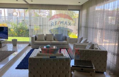 Villa - 6 Bedrooms - 6 Bathrooms for sale in Cleopatra Square - 26th of July Corridor - 6 October City - Giza