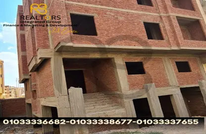 Whole Building - 3 Bedrooms - 2 Bathrooms for sale in Ganoub Al Ahia' - Al Wahat Road - 6 October City - Giza