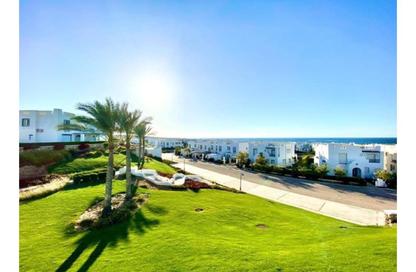 Townhouse - 3 Bedrooms - 5 Bathrooms for sale in Mountain View - Ras Al Hekma - North Coast