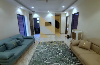 شقة - 3 غرف نوم - 1 حمام للايجار في محور جمال عبد الناصر - الحي الثاني عشر - مدينة 6 أكتوبر - الجيزة