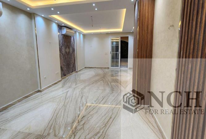 8359412 - Property Image 2