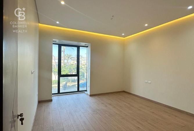 8452536 - Property Image 3