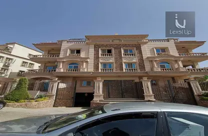 Roof - 3 Bedrooms - 2 Bathrooms for sale in El Banafseg 10 - El Banafseg - New Cairo City - Cairo